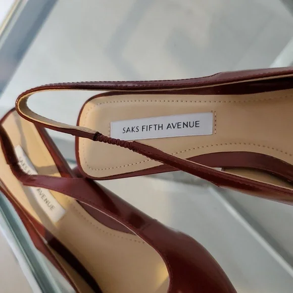 Saks Fifth Ave Patent Leather Wine kittenHeel slingback shoe Size 6 like new WOB - Picture 4 of 8